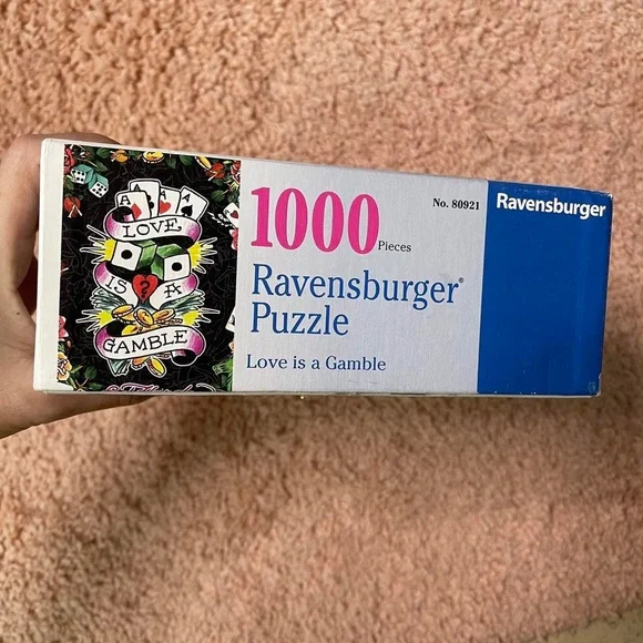 Ed Hardy Rare Y2k Puzzle by Ravensburger 🎲 “Love is a Gamble” - Picture 7 of 7